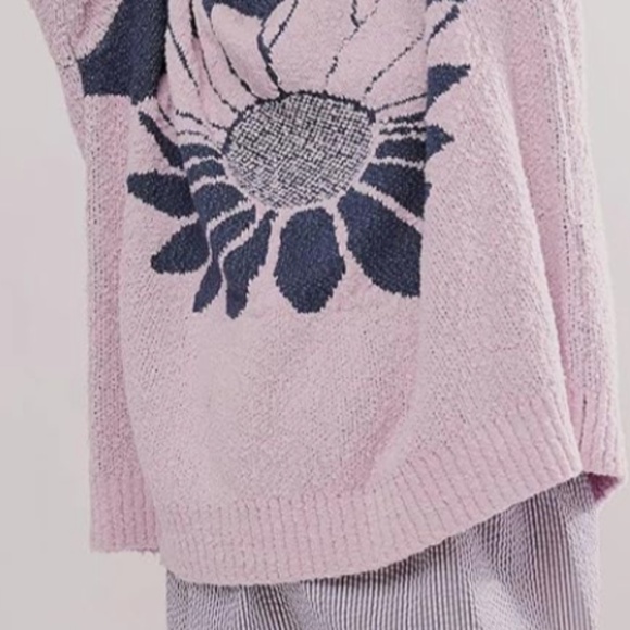 Morning Glory Sweater in Dusty Blue Combo - Picture 2 of 4